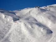 Pendii di neve fresca presso la seggiovia Seekareckbahn