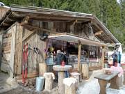 Après-ski al Rosengarten sulla discesa a valle verso Nova Levante