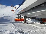 Asitzgipfelbahn 8er - 8pers.| Seggiovia ad alta velocità (ad agganc. autom.) con cupola di prot. e riscald. sedile