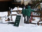 Deposito sci gratuito durante il giorno presso i ristoranti