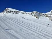 Piste di ghiacciaio perfettamente preparate