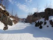 La facile pista Nansen Bas conduce fino al villaggio nella valle.