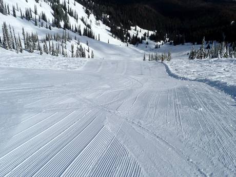 Preparazione delle piste Montagne Rocciose Canadesi – Preparazione delle piste Fernie
