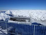 Vista dalla stazione a monte del Corvatsch, 3303 m