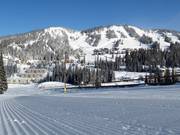 Pista perfettamente preparata nell’area sciistica SilverStar