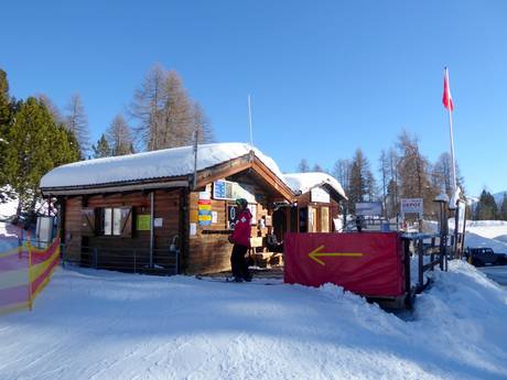 Alpi della Val Müstair : Pulizia nei comprensori sciistici – Pulizia Minschuns - Val Müstair-Tschierv