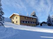 Rifugio Scharfetter alla stazione a monte della seggiovia Kaibling 6er