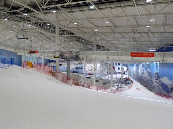 Skihalle SNØ vicino a Oslo