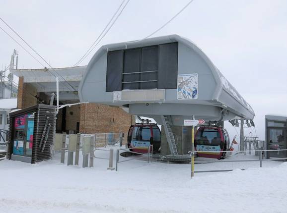 Telegondola Cota 1400 - © Thomas Fincham - Foto Thomas Fincham