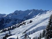 Ampio terreno di neve fresca presso la Hornbahn 2000