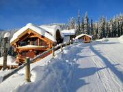 Esclusivo chalet in legno direttamente sulla pista