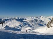 Vista dal rifugio al Grand Col sulla valle