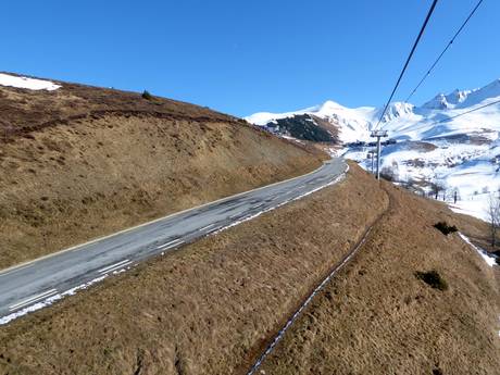 Midi-Pirenei: Accesso nei comprensori sciistici e parcheggio – Accesso, parcheggi Peyragudes