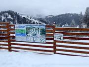 Mappa delle piste e segnaletica nell’area sciistica Snow King Mountain