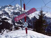 Chiaro avviso di avvertimento per le zone di protezione della fauna selvatica