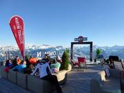 Nell'albergo si trova il Martini Bar più alto d'Europa.