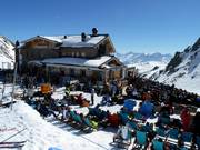 Après-ski con DJ alla Wedelhütte