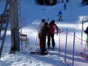 Le staffe vengono consegnate allo skilift