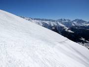 Fine dei pendii freeride e traversata di ritorno nell’area sciistica