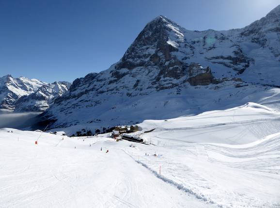 Vista dal Lauberhorn sul Kleine Scheidegg