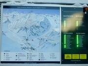 Tabellone informativo con impianti e piste aperti