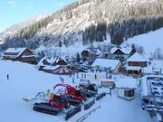 Alloggi intorno alla stazione a valle