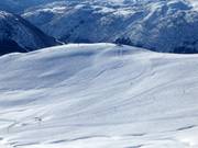 Stazione a monte Myrkdalsekspressen con le piste circostanti