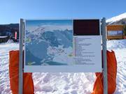 Tabellone informativo con informazioni aggiornate