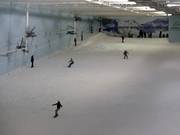 La pista nella ski hall Chill Factore