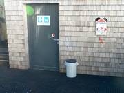 Cestino alla stazione a valle