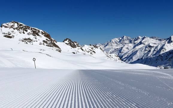 Preparazione delle piste Kaunertal – Preparazione delle piste Kaunertaler Gletscher (Ghiacciaio del Kaunertal)