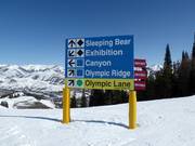 Segnaletica delle piste nell’area sciistica Bald Mountain a Sun Valley