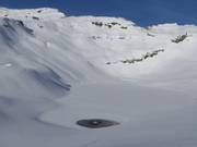 Bacino di accumulo naturale Augstsee