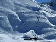 Muggengratbahn - 6pers.| Seggiovia ad alta velocità (ad agganc. autom.) con cupola di prot. e riscald. sedile