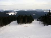 Discesa standard e itinerario sciistico