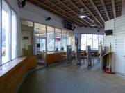 Zona d’ingresso molto curata presso la stazione a valle