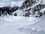 Grande lago di innevamento