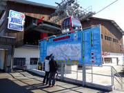 Grande tabellone informativo presso la Schatzbergbahn