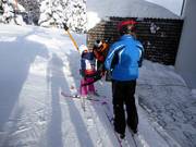 Ai bambini si offre volentieri aiuto.