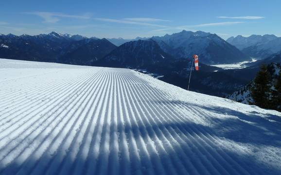 Preparazione delle piste Naturparkregion Reutte – Preparazione delle piste Hahnenkamm - Höfen/Reutte