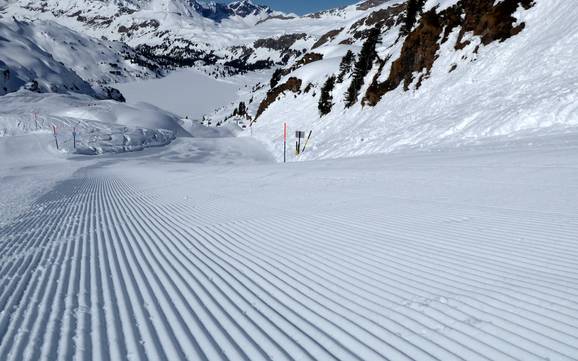 Preparazione delle piste Engelberg-Titlis – Preparazione delle piste Titlis - Engelberg