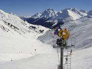 Moderne cannoni da neve sulla pista 55