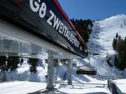 Zweitausender - 8pers.| Seggiovia ad alta velocità (ad agganc. autom.) con cupola di prot. e riscald. sedile