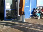 Cestino all’ingresso della funivia