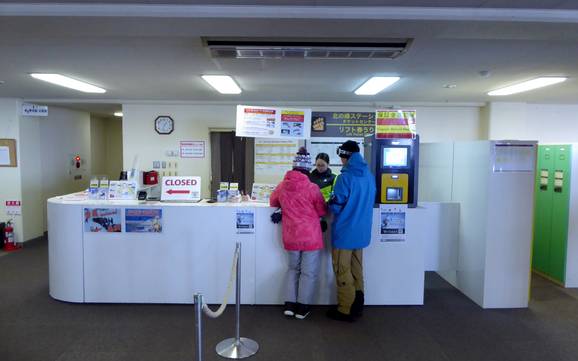 Prince Snow Resorts: Pulizia nei comprensori sciistici – Pulizia Furano