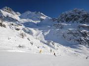 Vista dalla pista Contenery verso il Col Sarezza