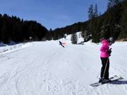 Facile discesa alla stazione intermedia Bergläger