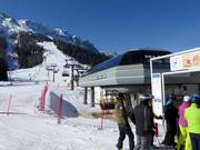 Pra di Tori - 4pers.| Seggiovia ad alta velocità (ad agganciamento automatico) con cupole di protezione