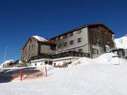 Possibilità di pernottamento presso l’Edmund-Probst-Haus del Deutscher Alpenverein