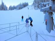 Assistenza per la salita allo skilift a piattello